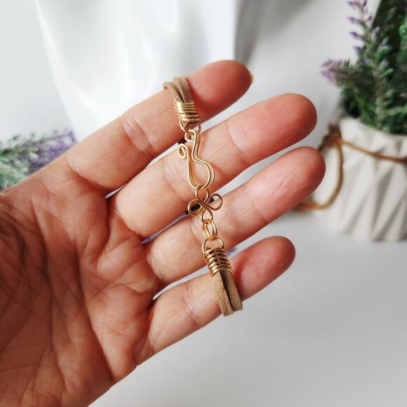 Floral Metal Bead Bracelet on Vegan Suede Cord - Picture 2 of 5